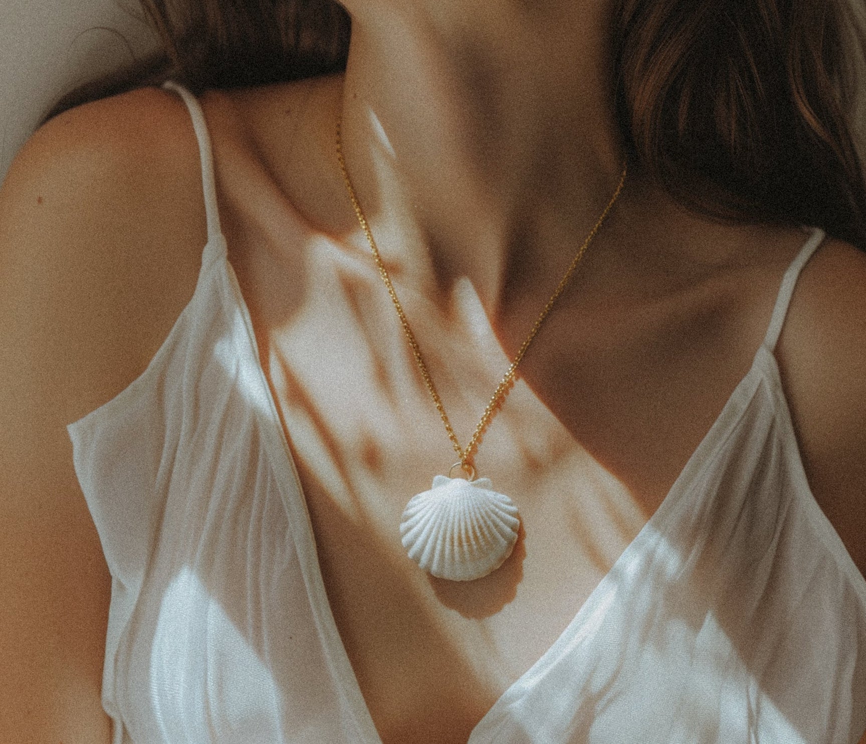 Adaptive Bräune: Warum die Natural Glow Drops alles ändern, was Du über Selbstbräuner weißt